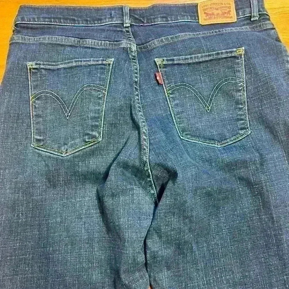 Levi’s Women’s Classic Boot Denim Jeans Size 32 Stretch Bootcut Western Levis - Picture 4 of 7